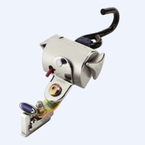QRT Deluxe Retractor Fully Automatic (Dual Knobs) Mounted with A-Track Fitting | Q8-6200-A
